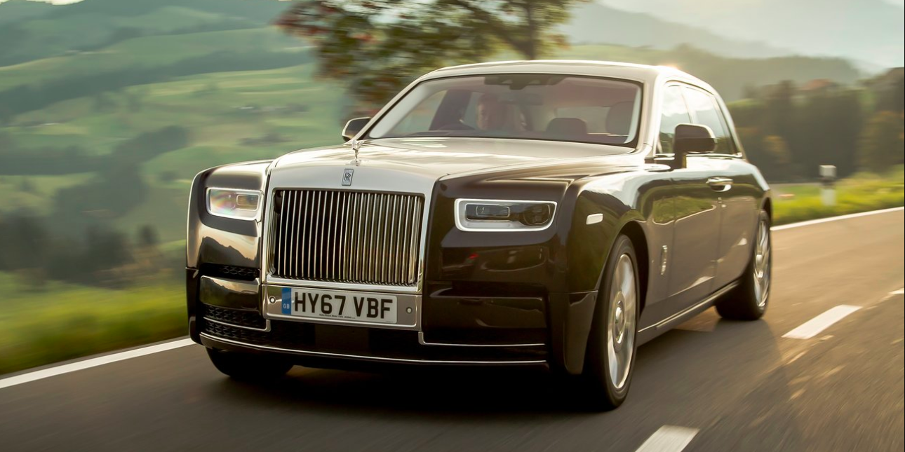 2018-rolls-royce-phantom-1536152159